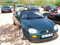 Morris Garage MG TF, 2002-2005 (photo prise a Amberieux, 08-2012) (2)
